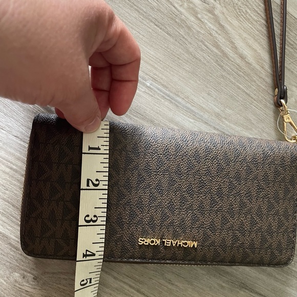 NWOT Michael Kors Large Commuter Bag Brown and wallet - Picture 9 of 17